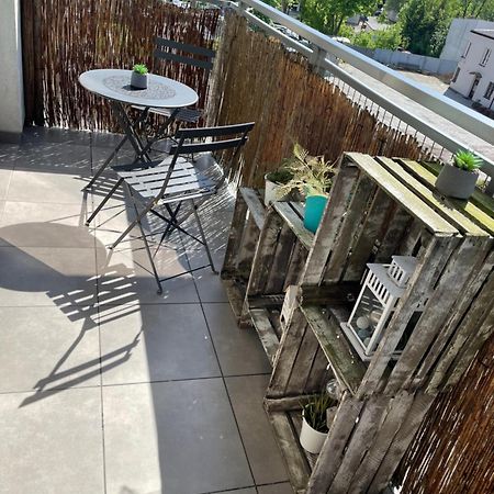 Apartament Solna 80 - Centrum Miasta Z Podziemnym Garazem Келце Екстериор снимка