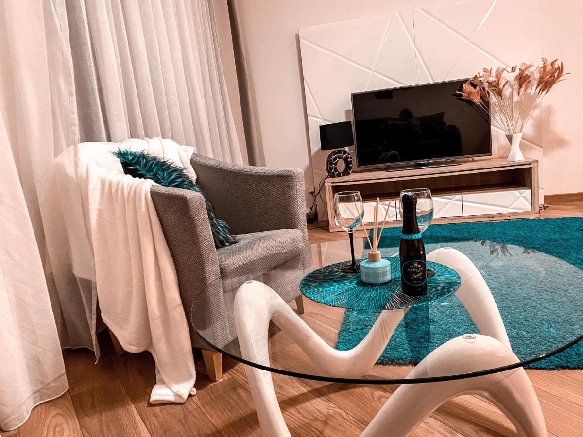 Apartament Solna 80 - Centrum Miasta Z Podziemnym Garazem Келце Екстериор снимка