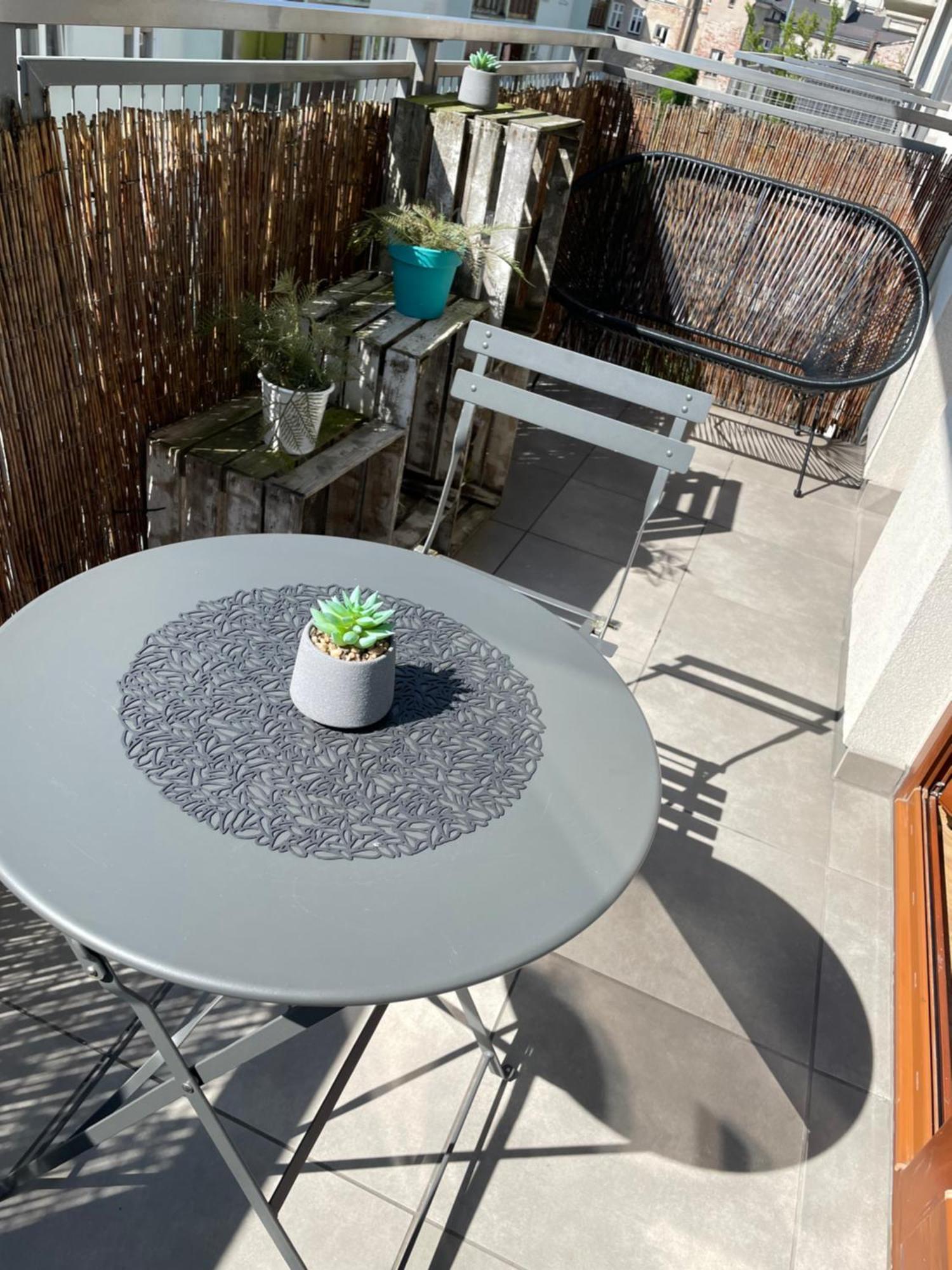 Apartament Solna 80 - Centrum Miasta Z Podziemnym Garazem Келце Екстериор снимка